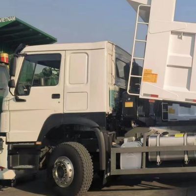 কেনা 10 চাকার ধারণক্ষমতা 25-30 টন HOWO 6X4 ডাম্প ট্রাক জ্বালানী ট্যাঙ্কার 300L 5600X2300X1500 টায়ার 7.00r16 6+1 রিপ্লে টায়ার কাস্টমাইজযোগ্য বাম এবং ডান ড্রাইভিং online manufacture