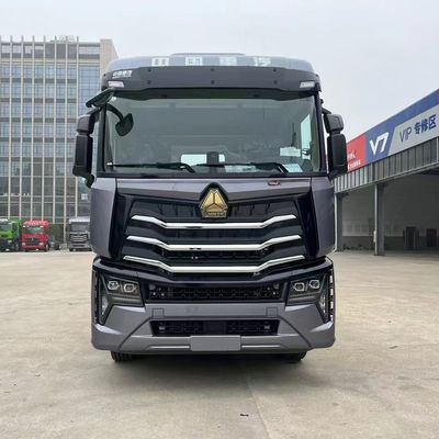ভালো দাম ডাবল সারি হাও সিনোট্রাক ট্রাক্টর ট্রাক 6x4 610hp 10 চাকা সেকেন্ড হ্যান্ড অনলাইন